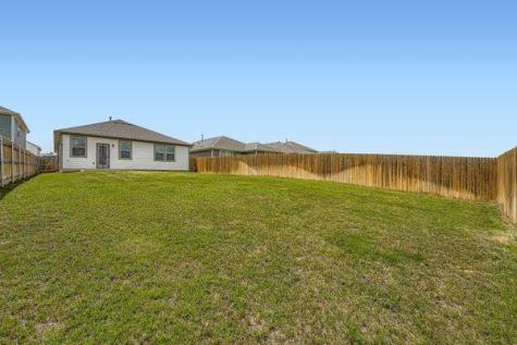148 Gullivers Drive Elgin TX 78621
