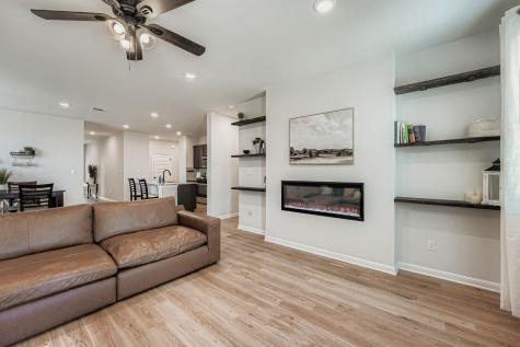 148 Gullivers Drive Elgin TX 78621
