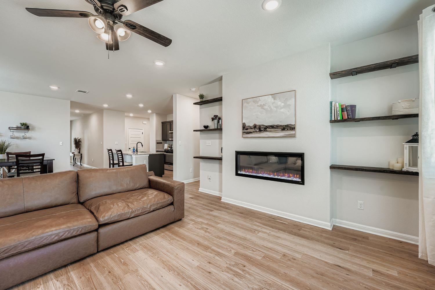 148 Gullivers Drive Elgin TX 78621
