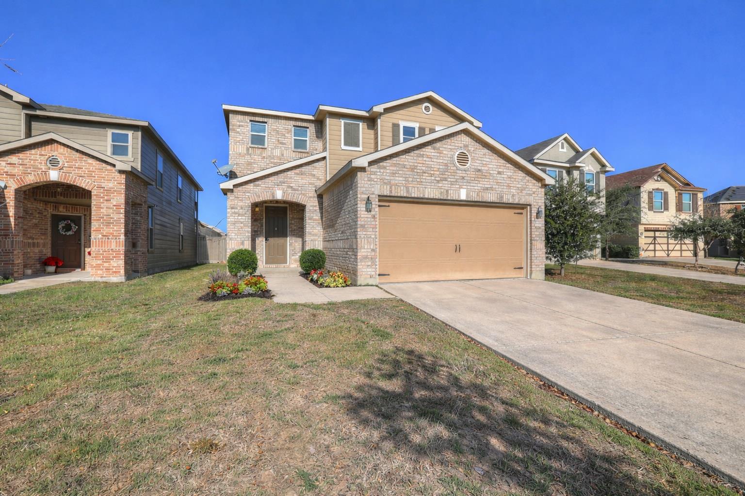 2095 Shire Meadows New Braunfels TX 78130
