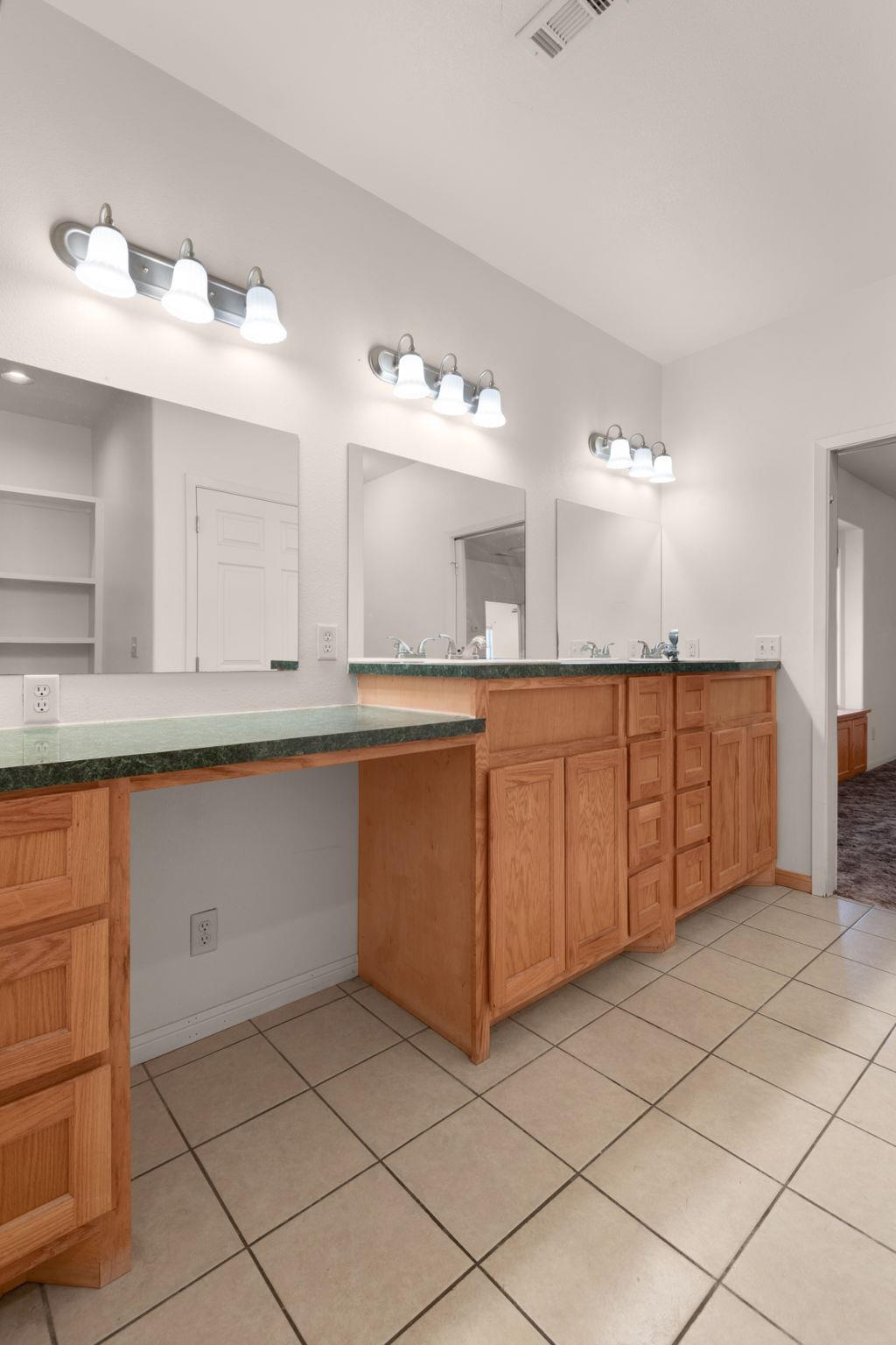2207 Boxwood Circle Kingsland TX 78639