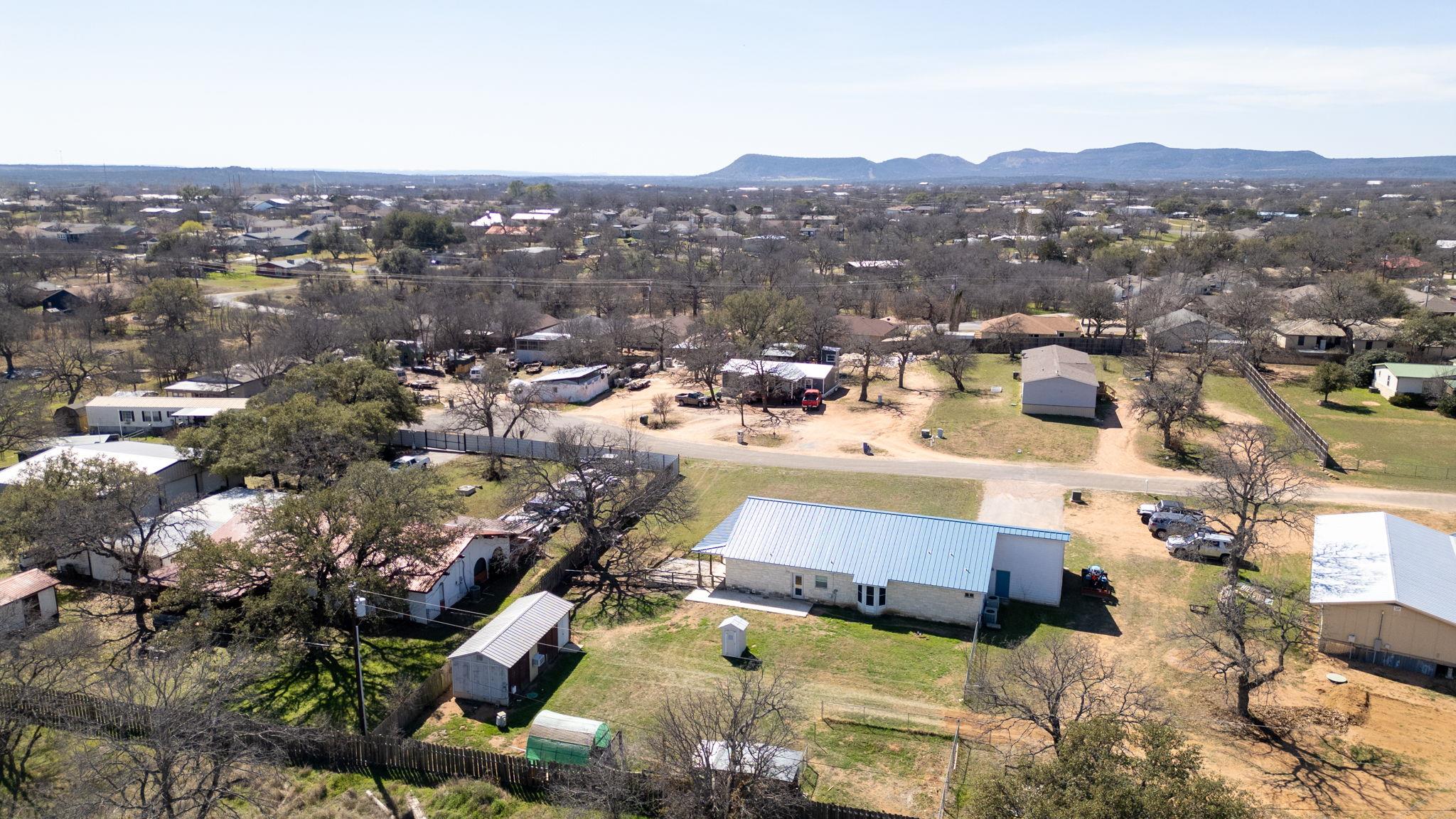 2207 Boxwood Circle Kingsland TX 78639