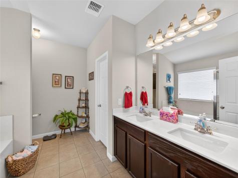 614 Lantana Avenue Lockhart TX 78644