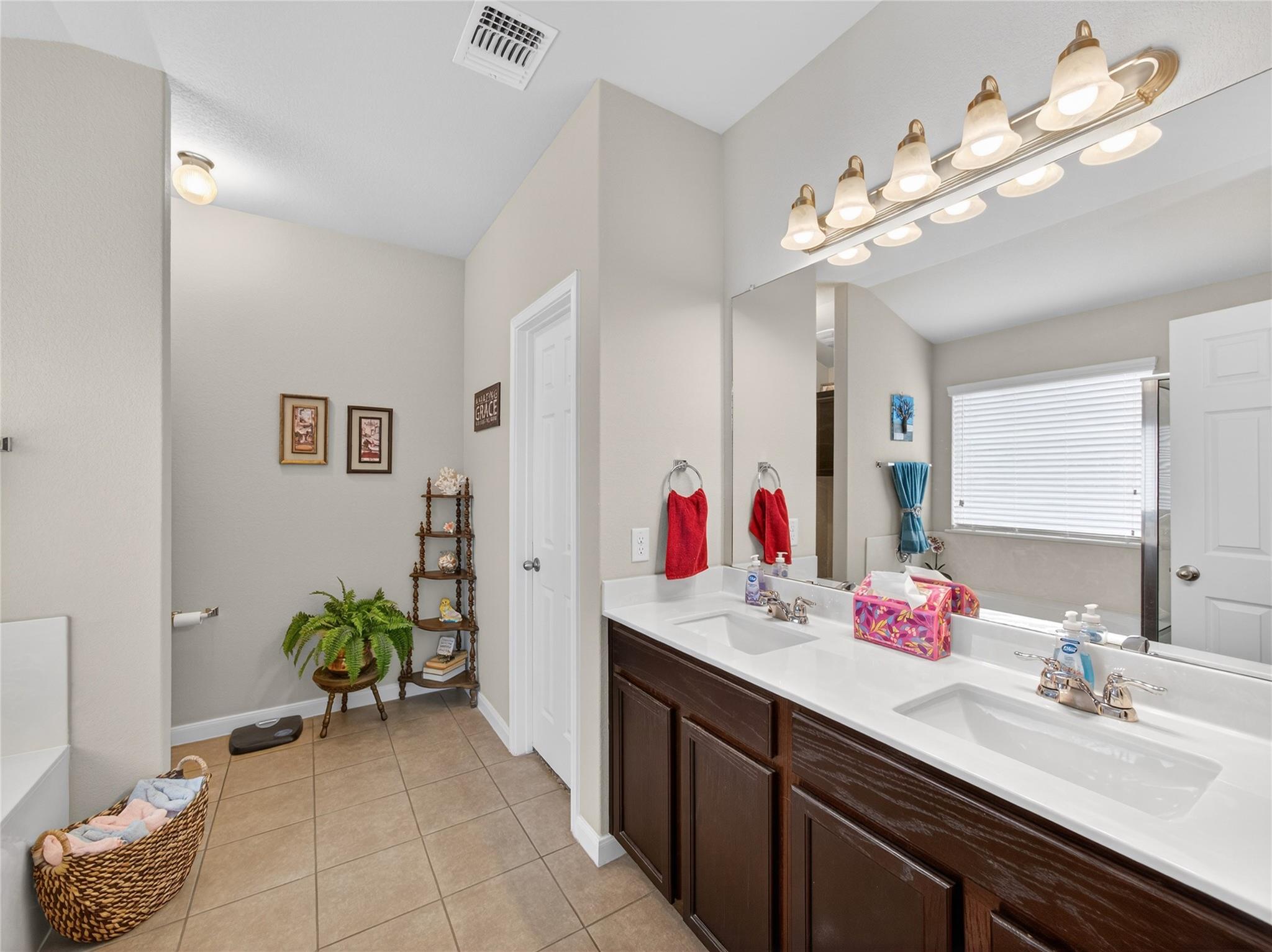 614 Lantana Avenue Lockhart TX 78644