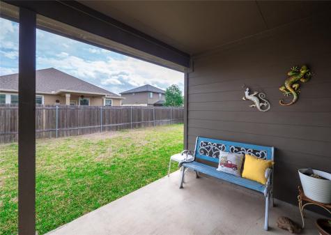614 Lantana Avenue Lockhart TX 78644