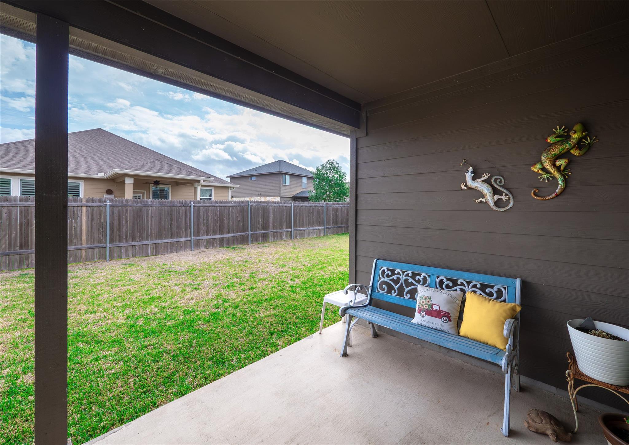 614 Lantana Avenue Lockhart TX 78644