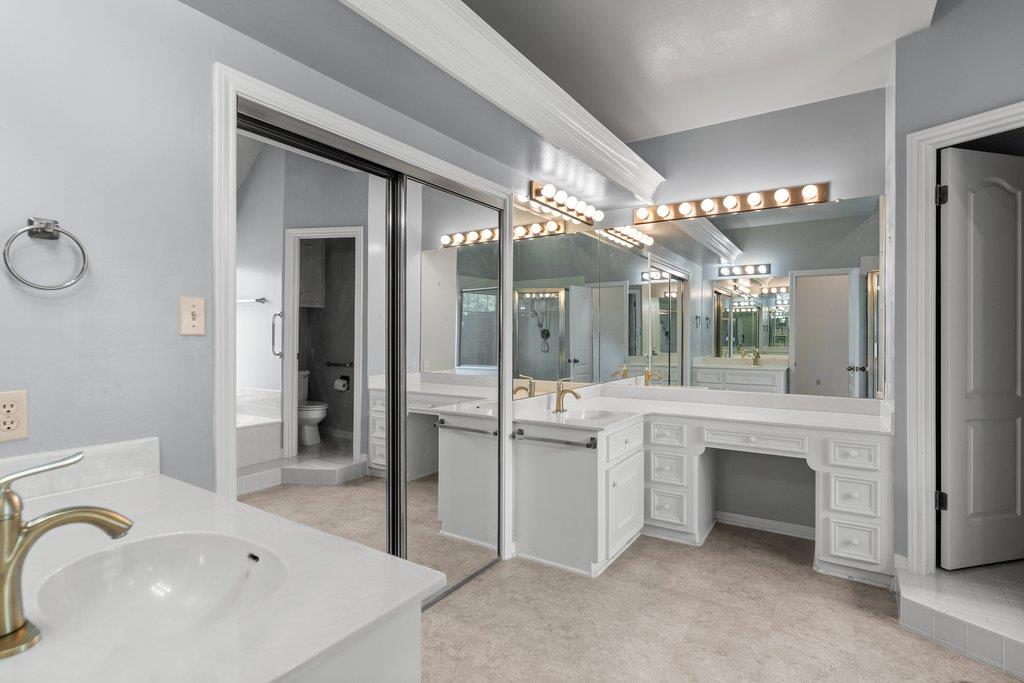 11115 Shady Hollow Drive Austin TX 78748