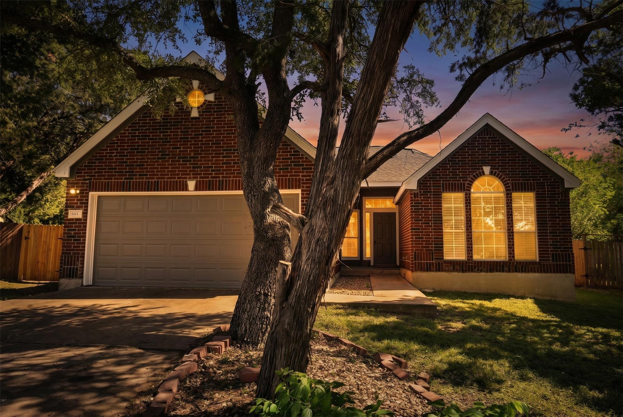 1809 Bent Oak Cove Leander TX 78641