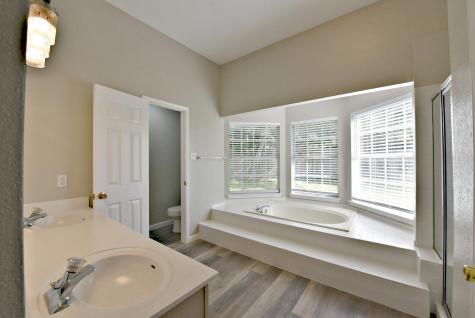 1809 Bent Oak Cove Leander TX 78641