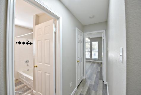 1809 Bent Oak Cove Leander TX 78641