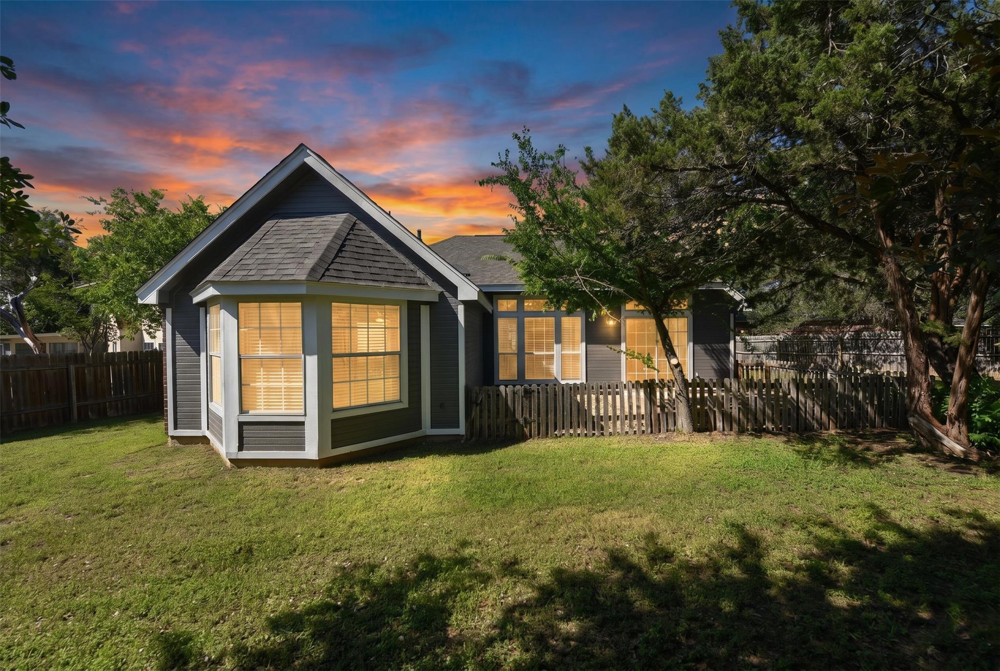 1809 Bent Oak Cove Leander TX 78641