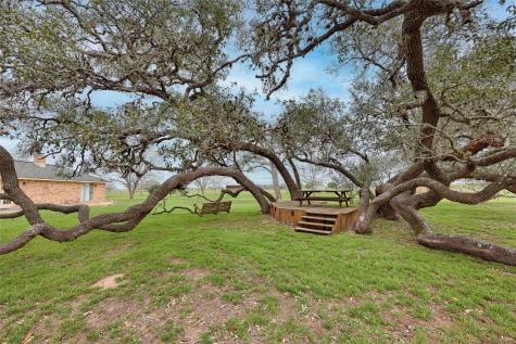 341 County Road 233 Road Hallettsville TX 77964