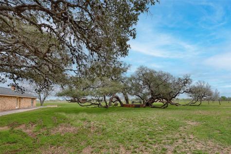 341 County Road 233 Road Hallettsville TX 77964