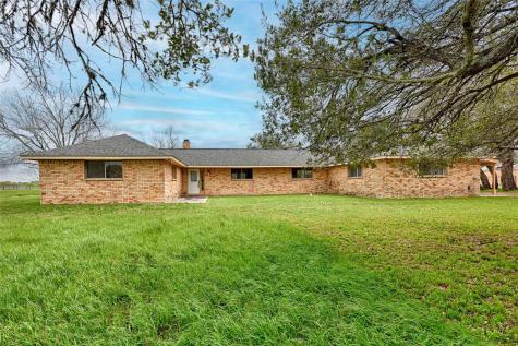 341 County Road 233 Road Hallettsville TX 77964