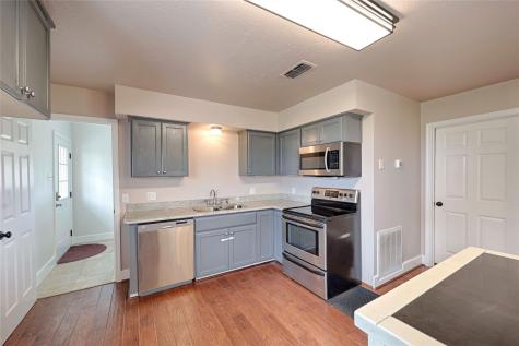 341 County Road 233 Road Hallettsville TX 77964