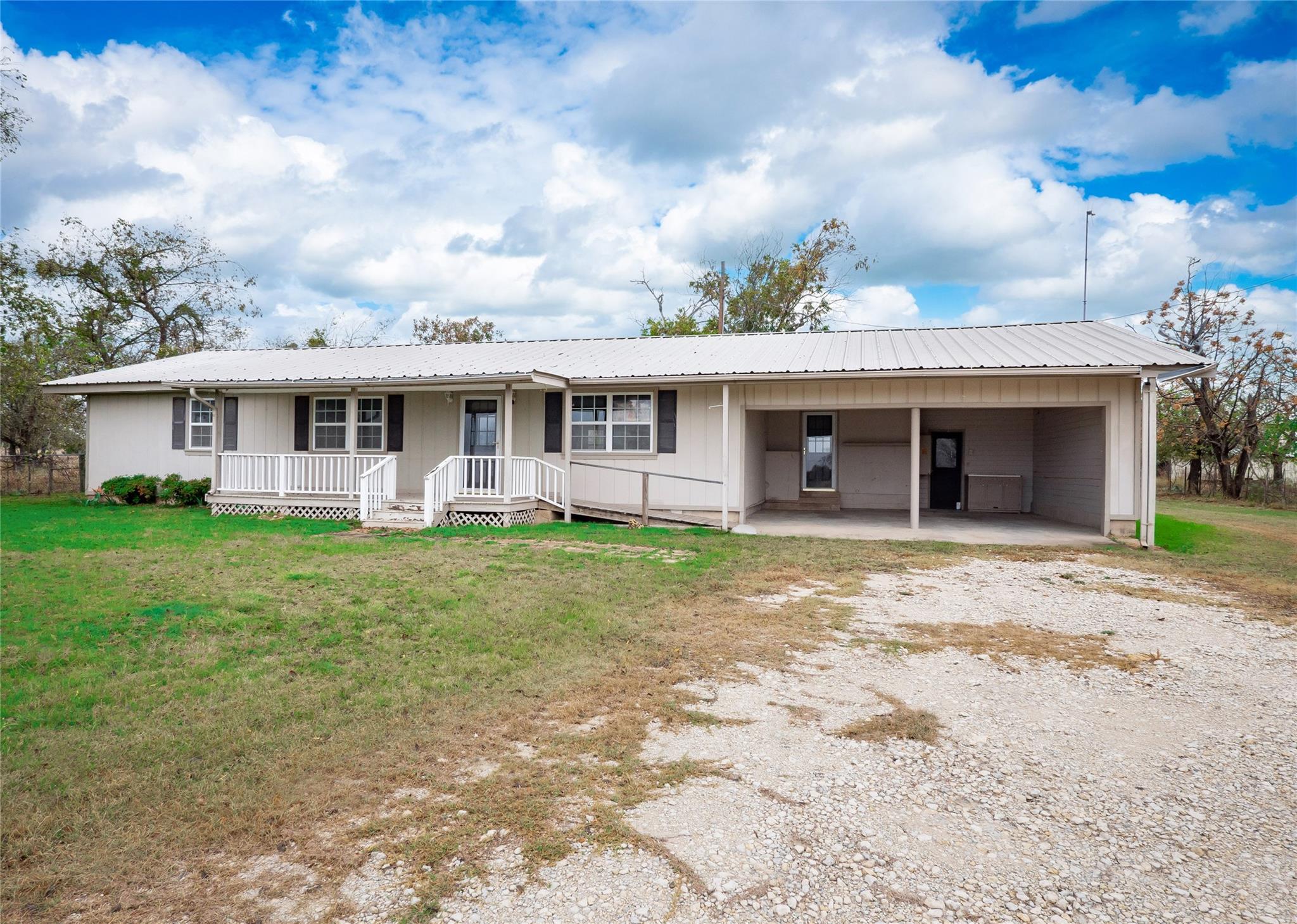 1350 County Road 414 Jonesboro TX 76538