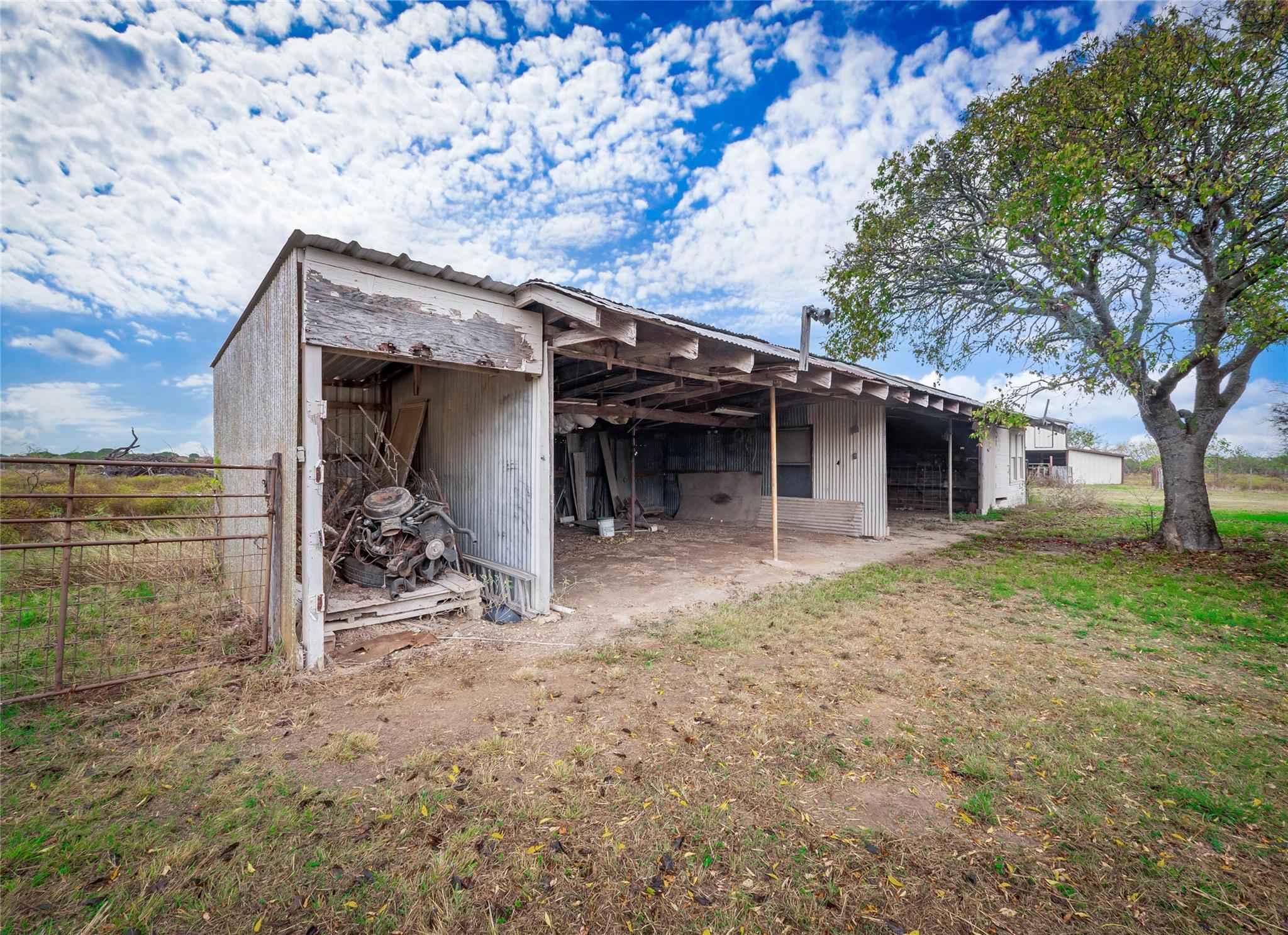 1350 County Road 414 Jonesboro TX 76538