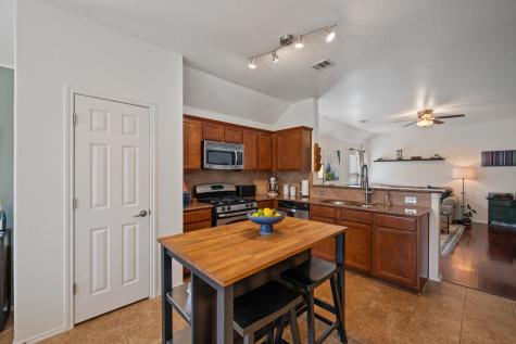 10304 Lone Pine Lane Austin TX 78747