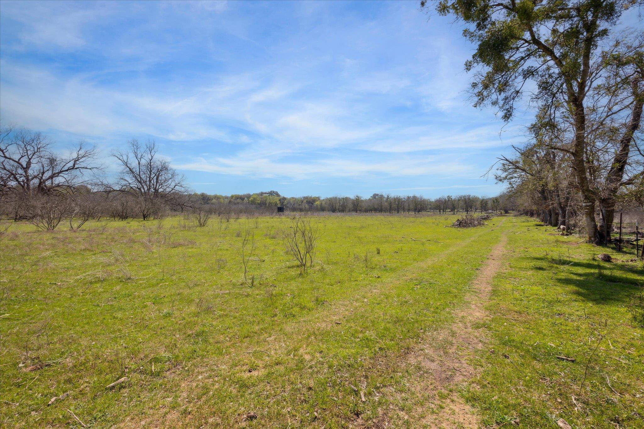 4975 E Highway 71 Highway E Del Valle TX 78617