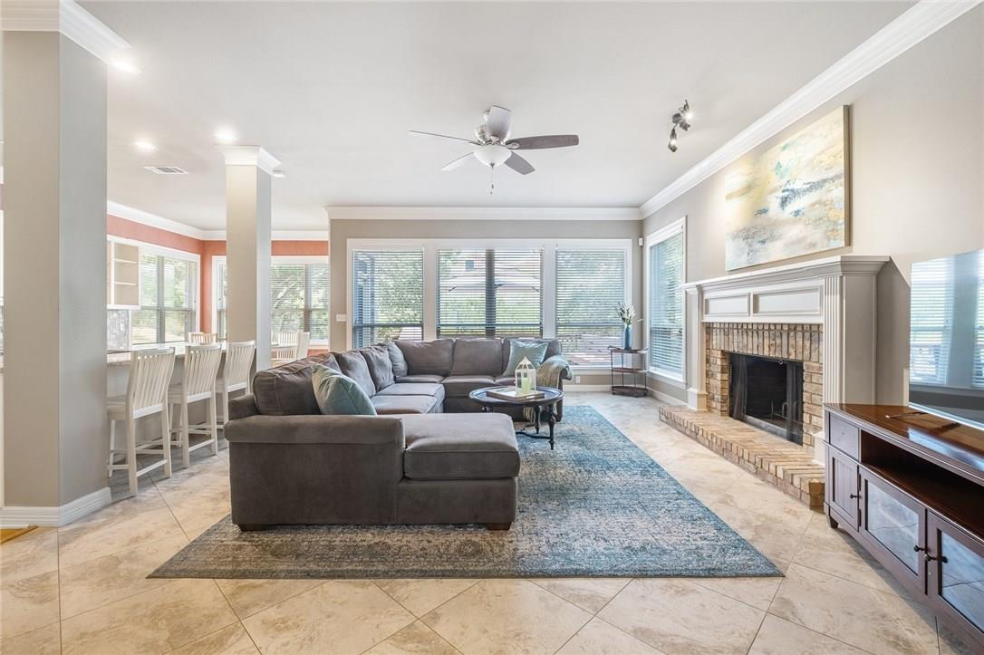 1733 Canonero Drive Austin TX 78746