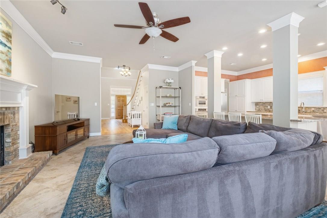 1733 Canonero Drive Austin TX 78746