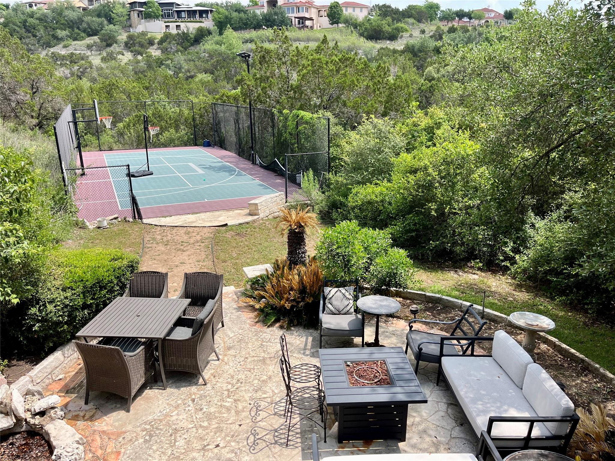 1733 Canonero Drive Austin TX 78746
