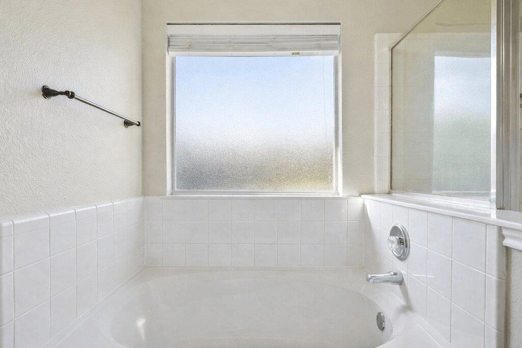 1201 Ridgewood Drive Leander TX 78641