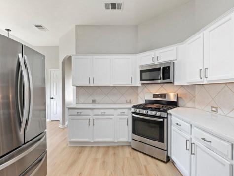 1201 Ridgewood Drive Leander TX 78641