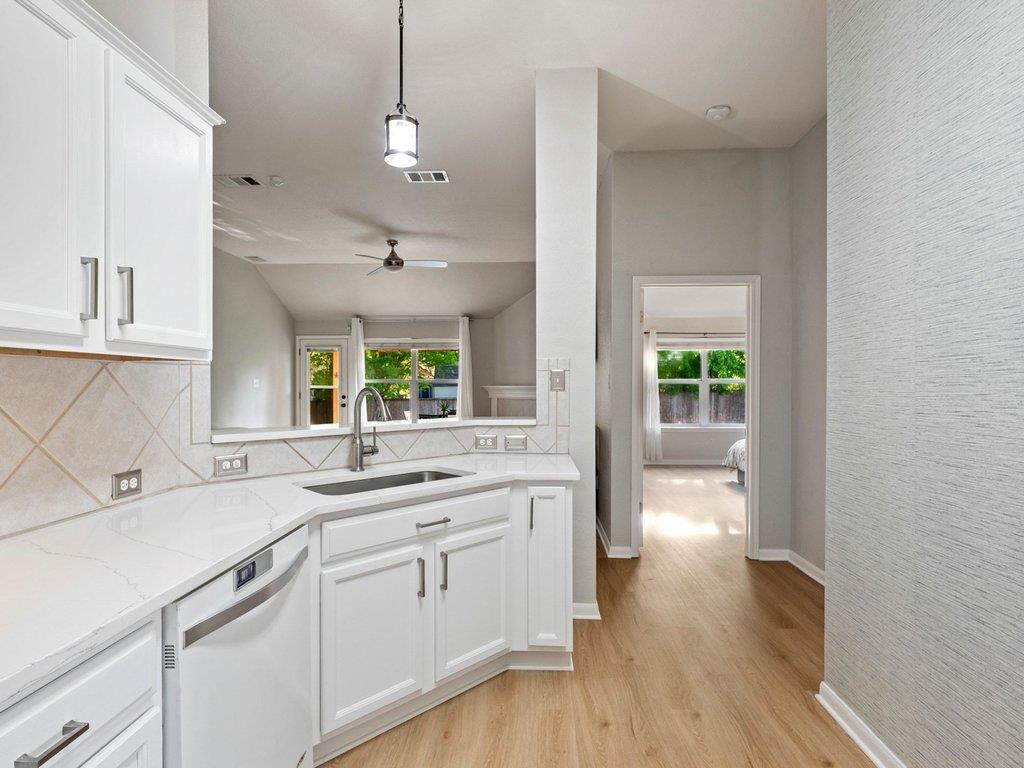 1201 Ridgewood Drive Leander TX 78641