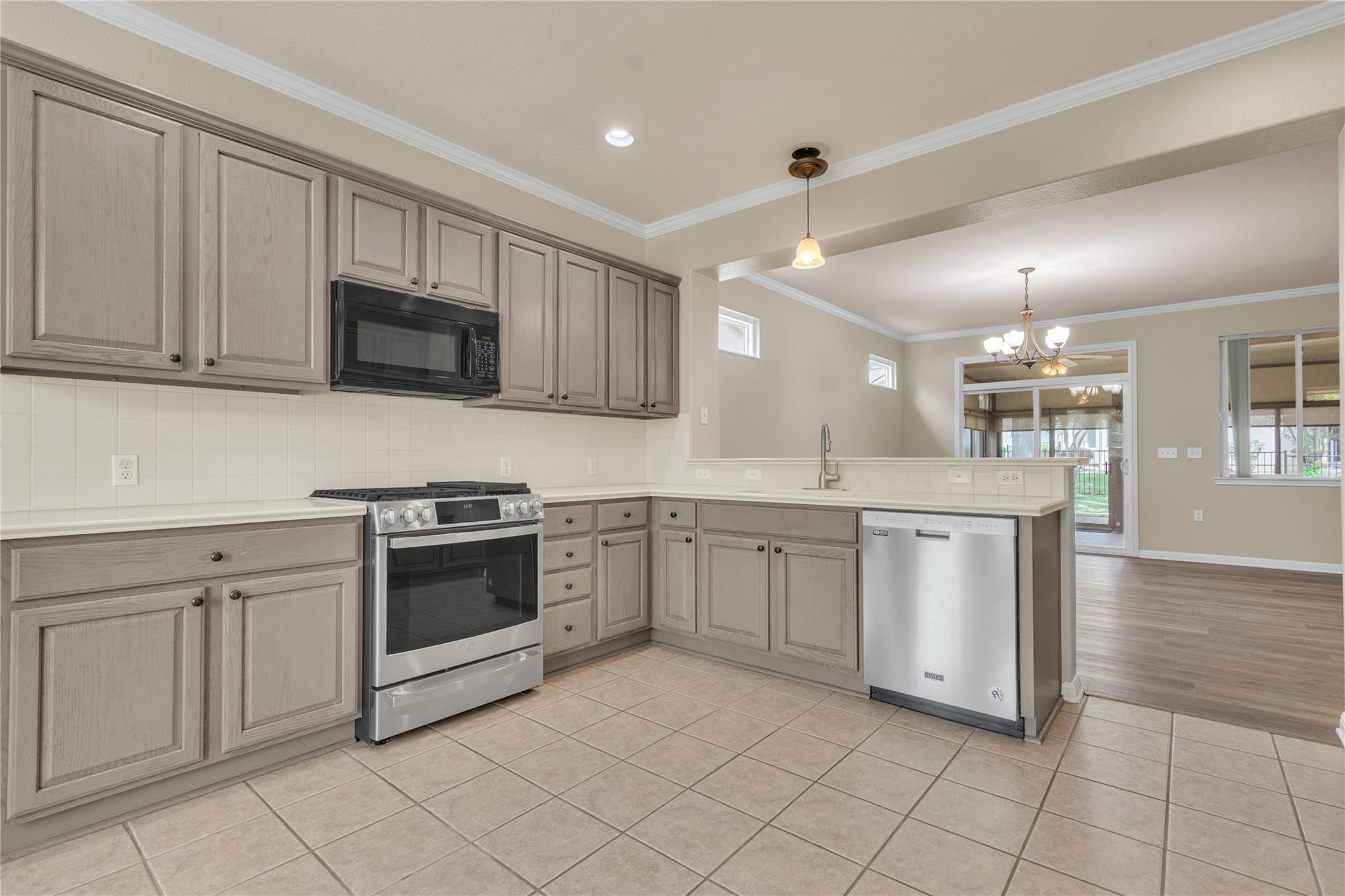409 Rio Grande Loop Georgetown TX 78633