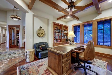 19586 Sandcastle Drive Spicewood TX 78669
