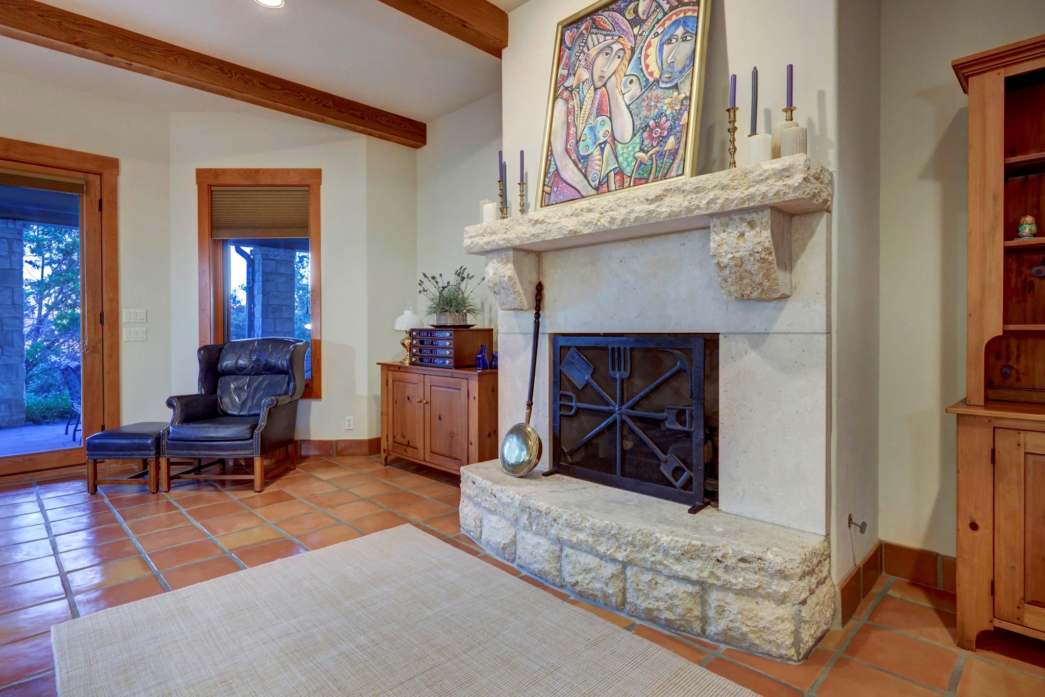 19586 Sandcastle Drive Spicewood TX 78669