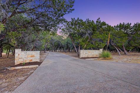 19586 Sandcastle Drive Spicewood TX 78669