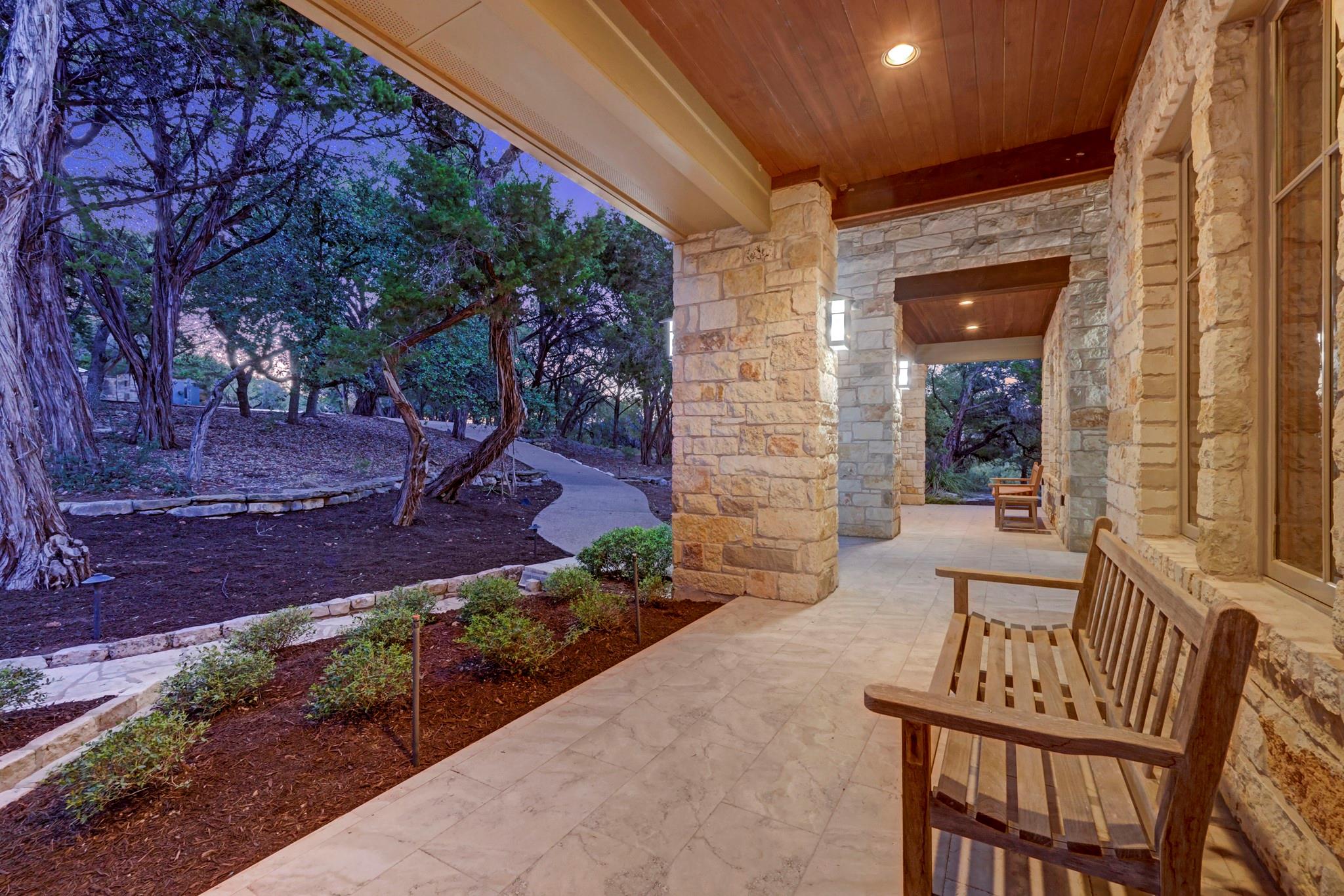 19586 Sandcastle Drive Spicewood TX 78669