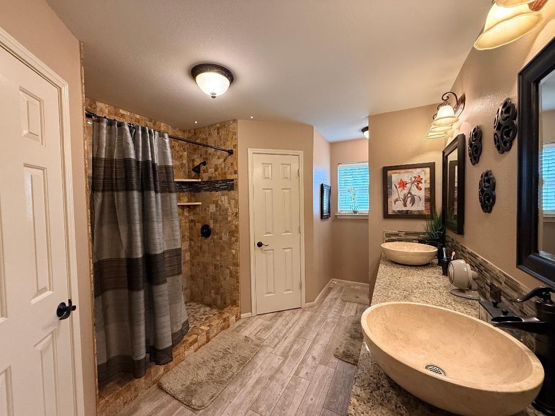 2628 County Road 316 Lexington TX 78947