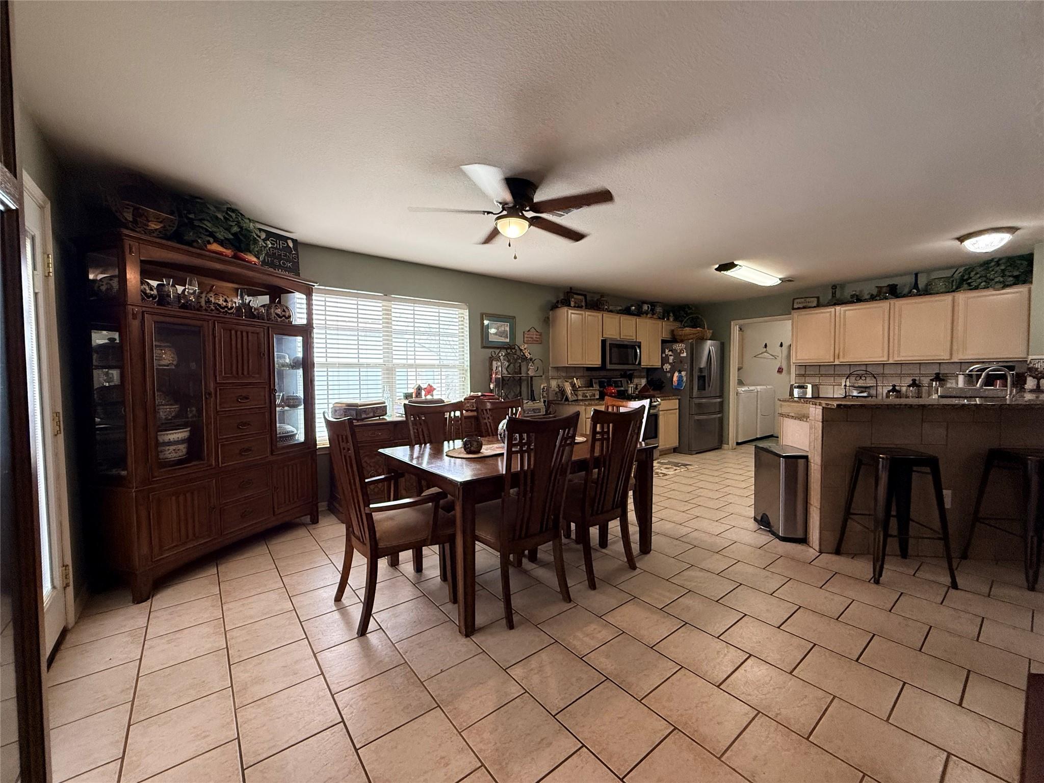 2628 County Road 316 Lexington TX 78947