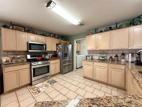 2628 County Road 316 Lexington TX 78947
