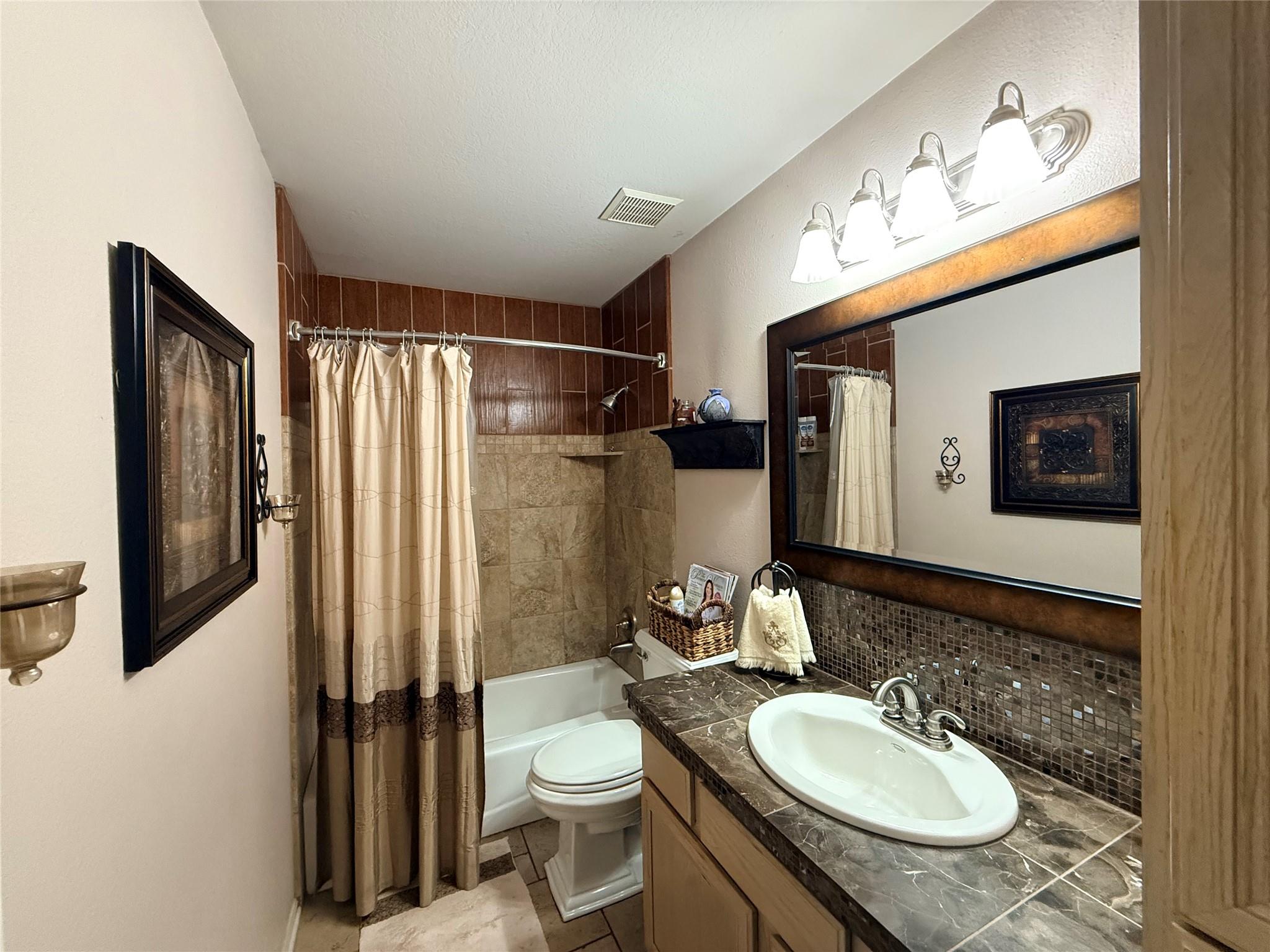 2628 County Road 316 Lexington TX 78947