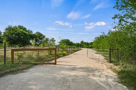 330 County Road 166 Georgetown TX 78626