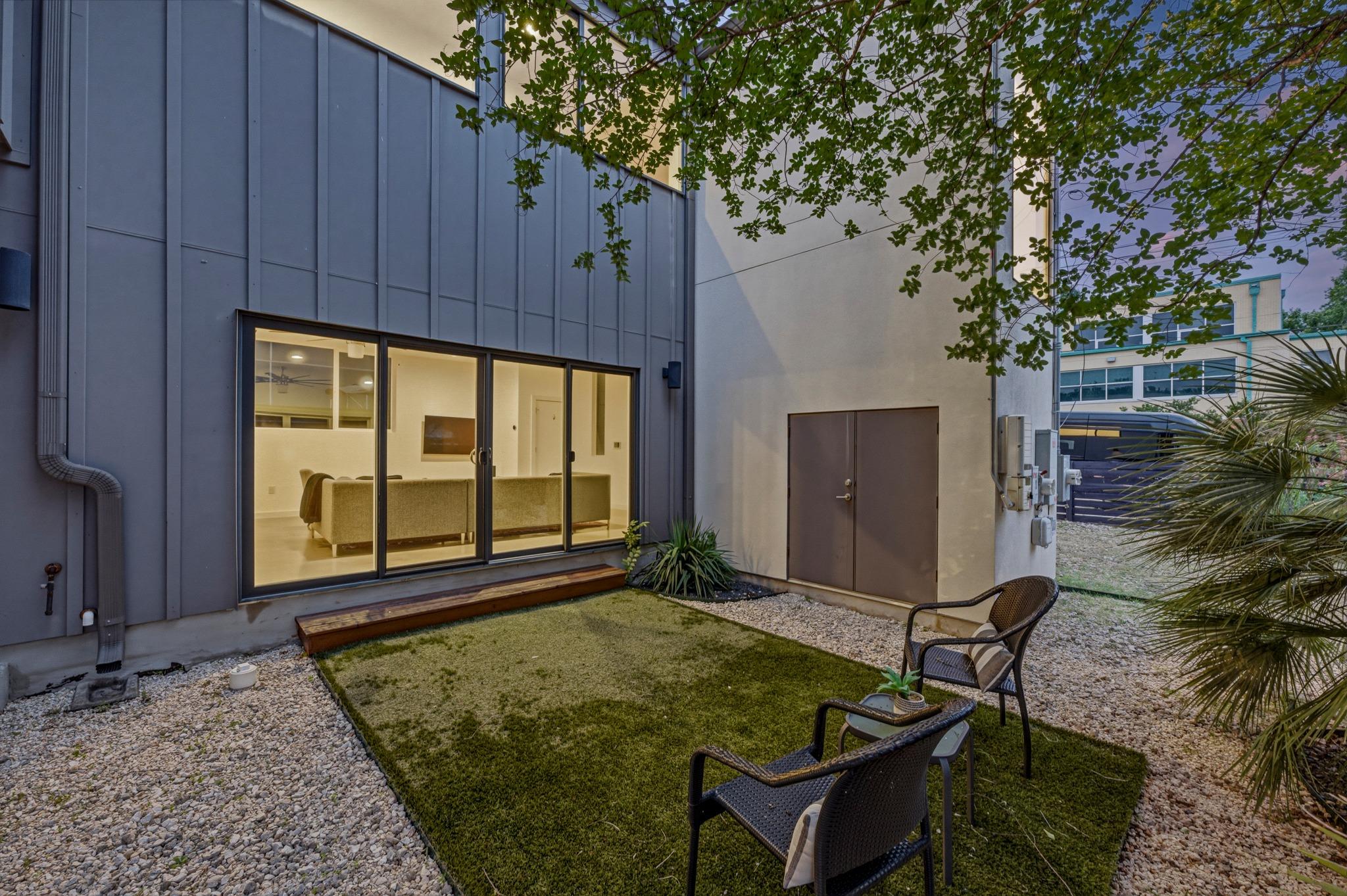 1606 Salina Street Austin TX 78702