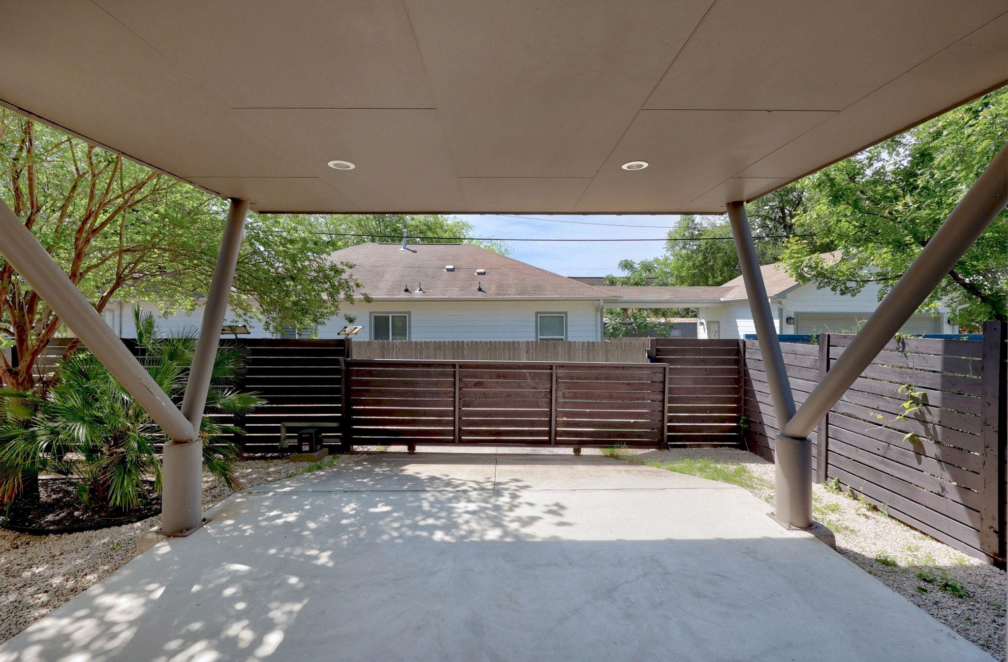 1606 Salina Street Austin TX 78702