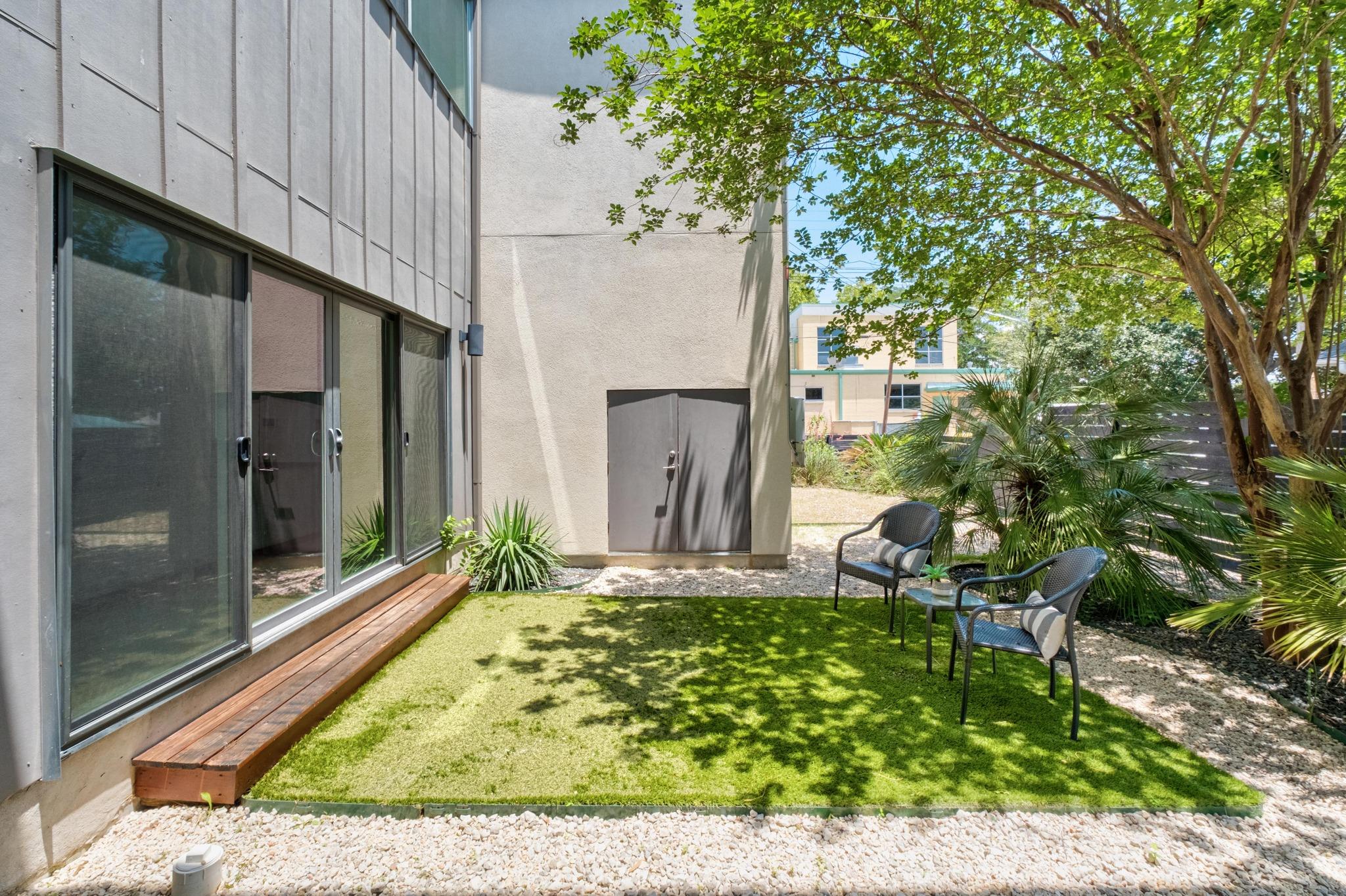 1606 Salina Street Austin TX 78702
