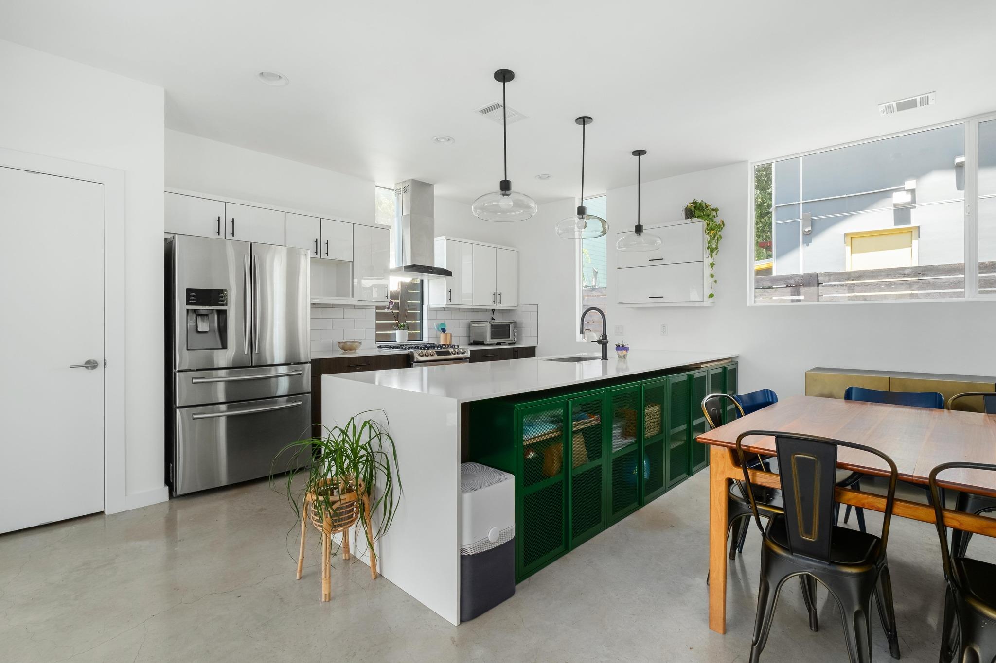 1606 Salina Street Austin TX 78702