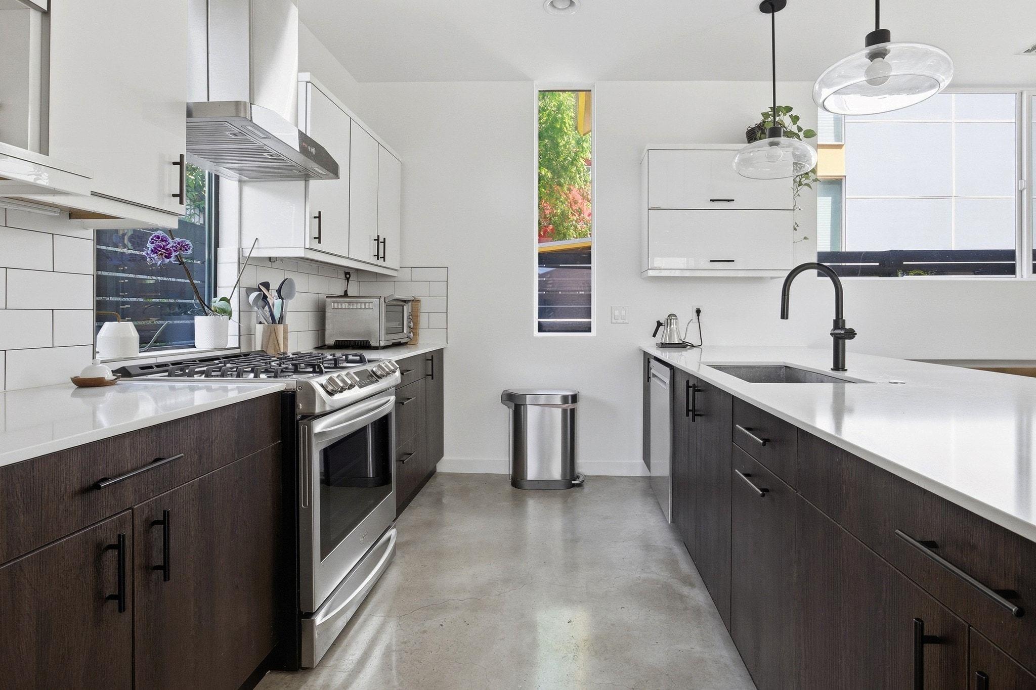 1606 Salina Street Austin TX 78702
