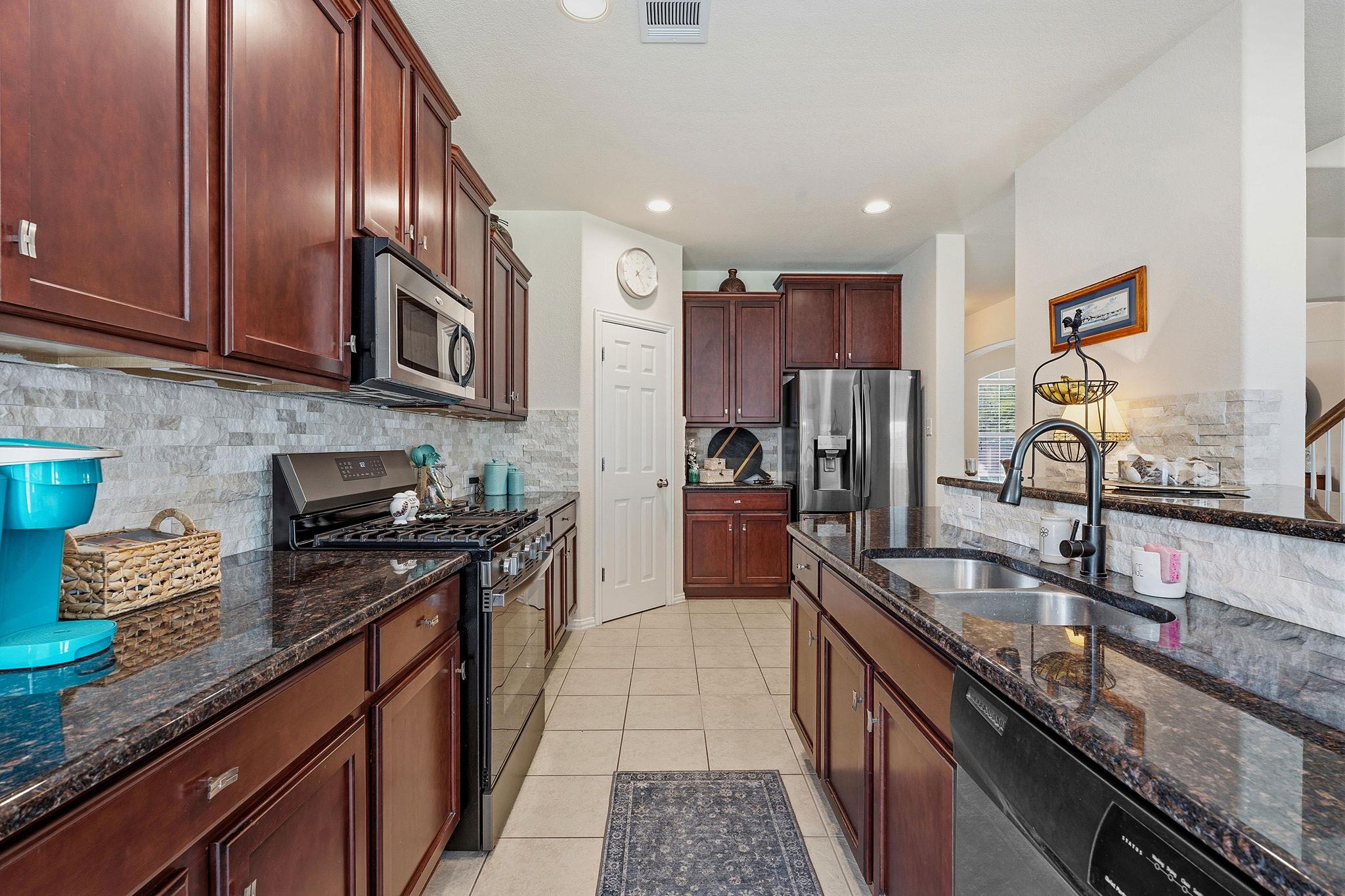 1015 Preserve Place Round Rock TX 78665