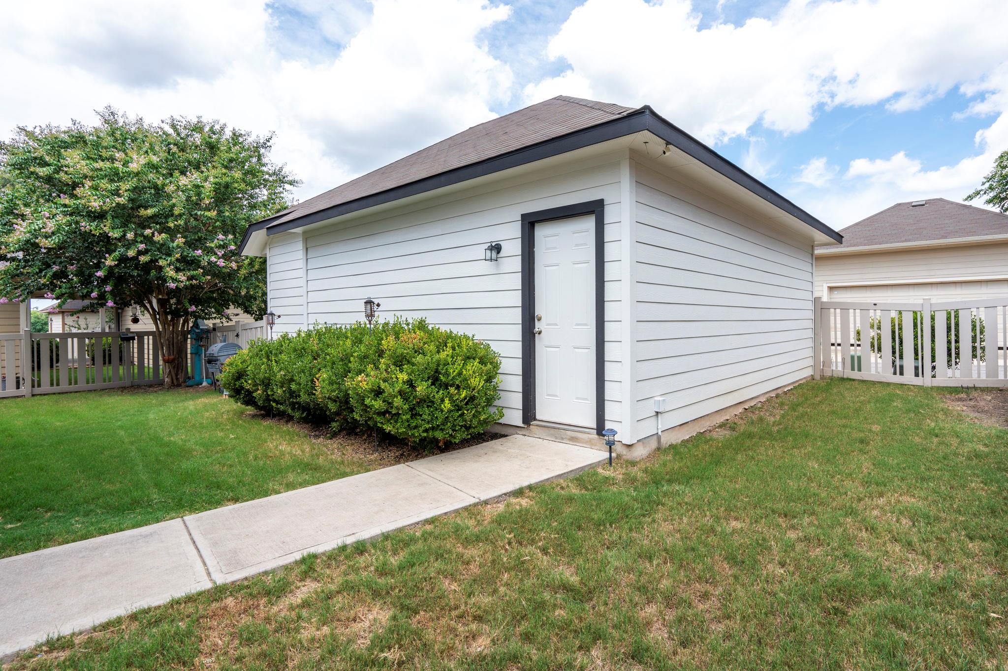 2037 Herzog Boulevard Kyle TX 78640