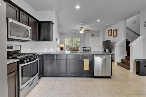 107 Friendship Oak Drive San Marcos TX 78666