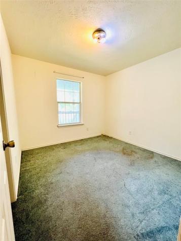 2105 W Gillis Avenue Cameron TX 76520