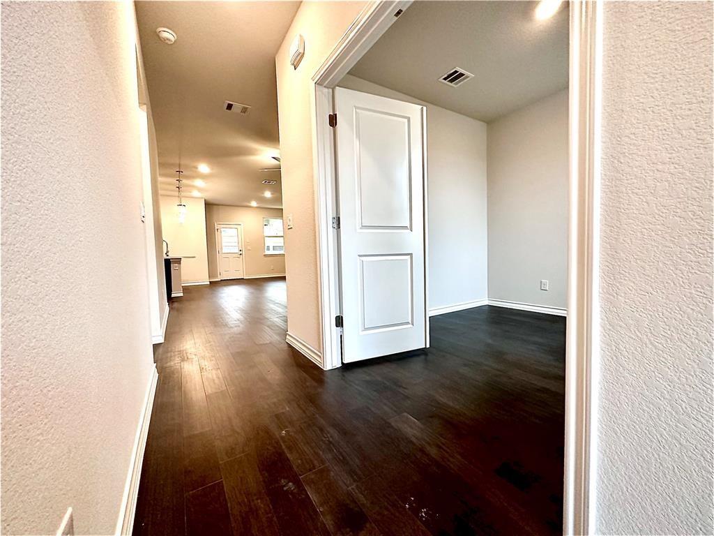 709 Long Run Liberty Hill TX 78642