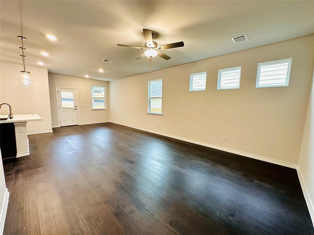 709 Long Run Liberty Hill TX 78642
